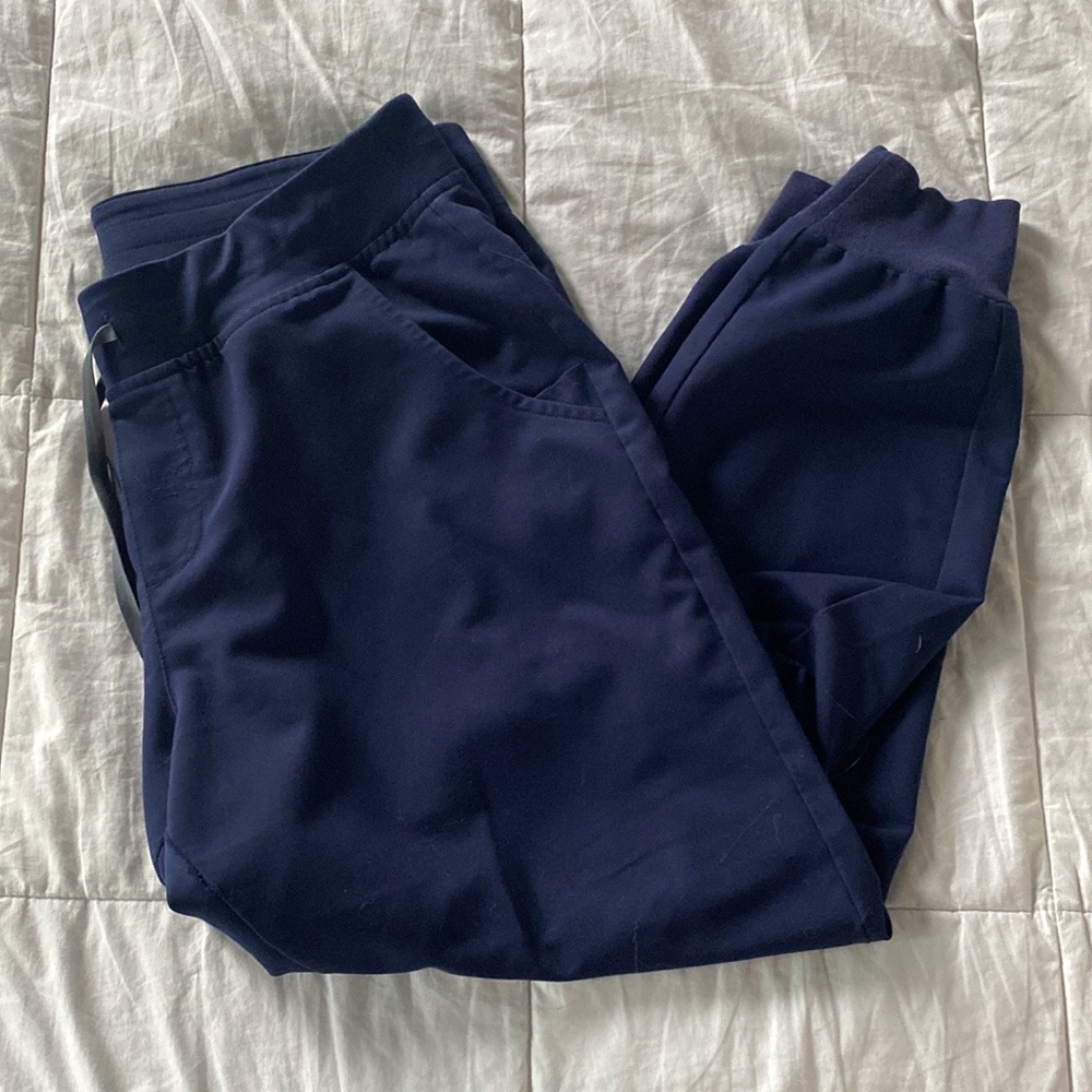 Figs Women’s navy scrub pants